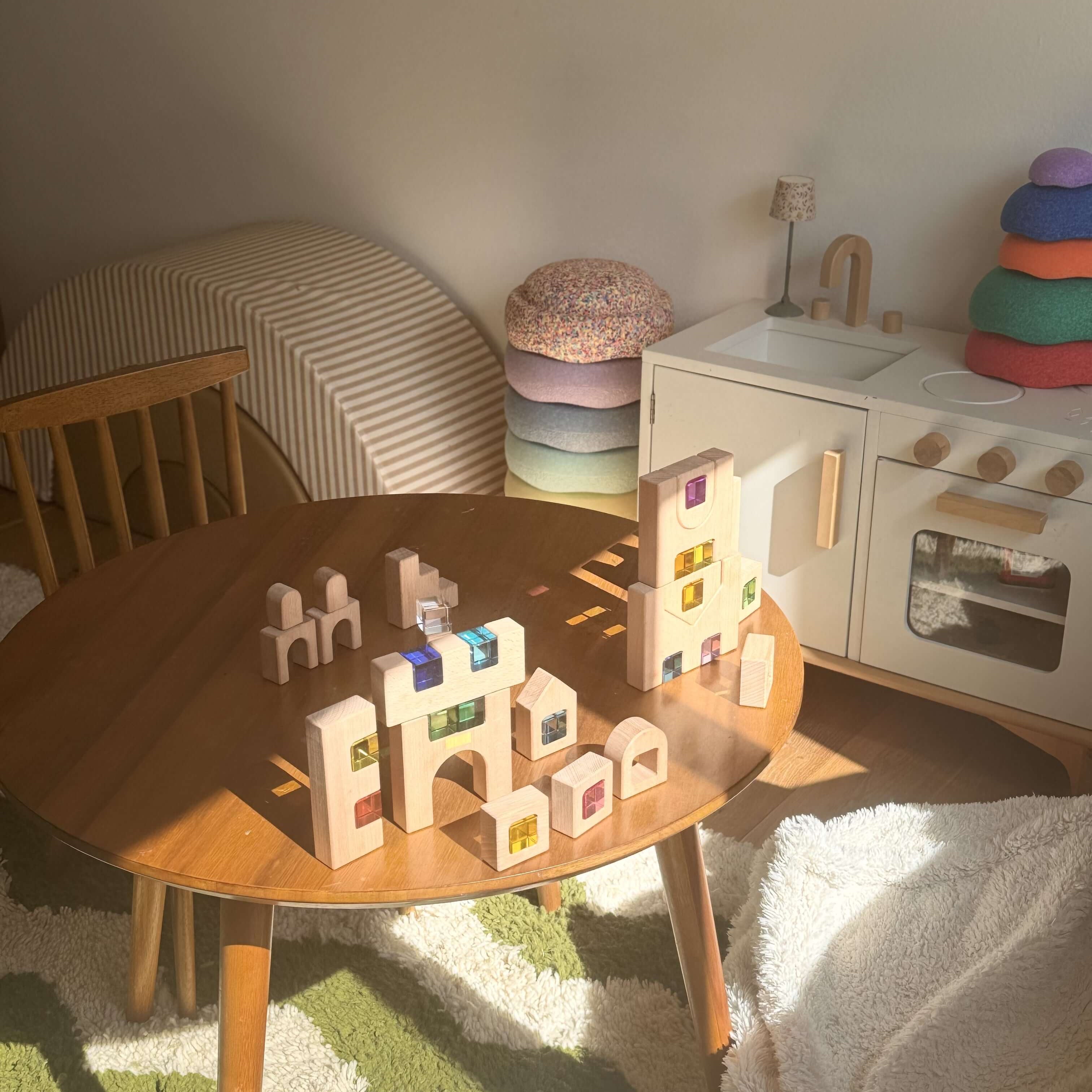 Wooden balancing blocks activity 