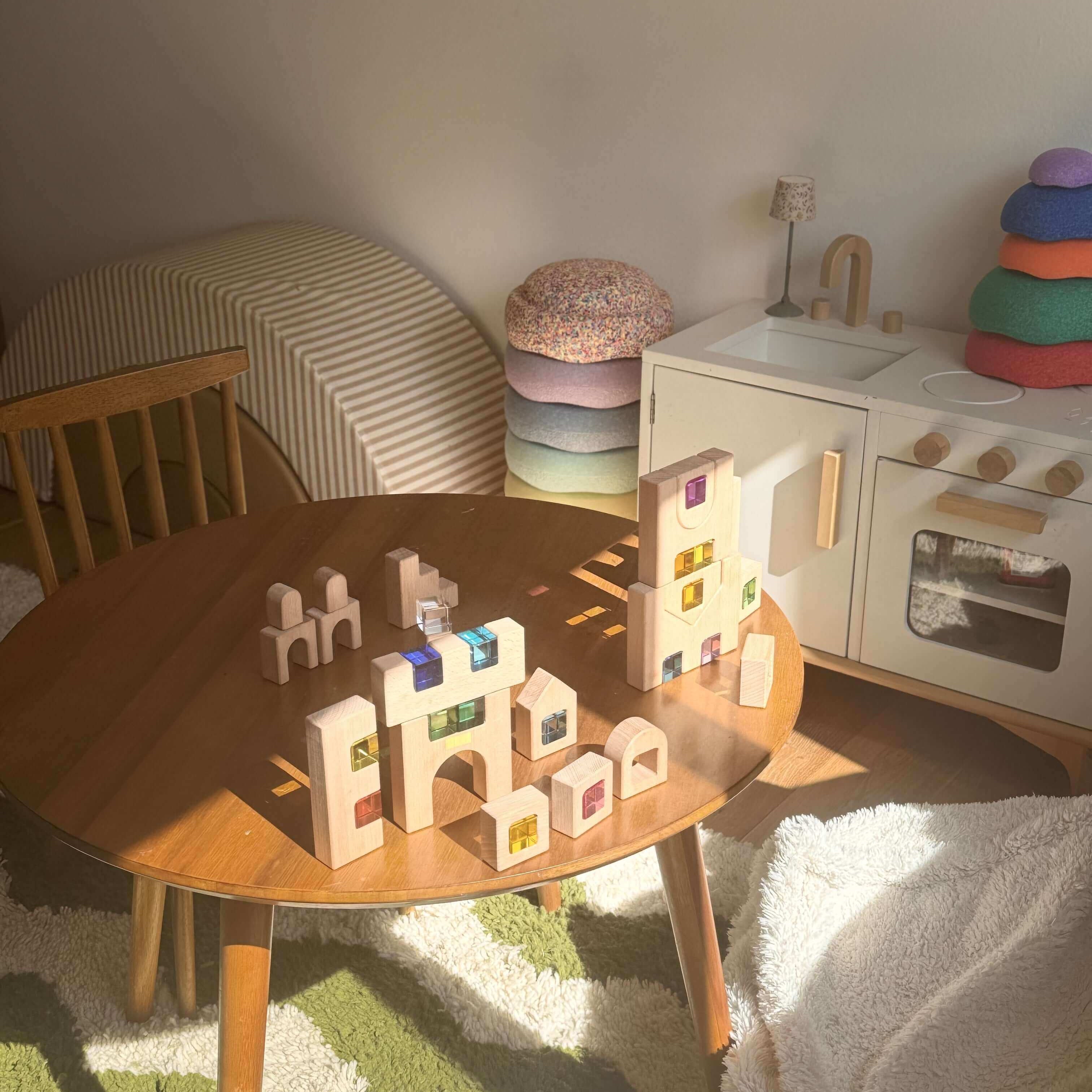 Wooden balancing blocks activity 