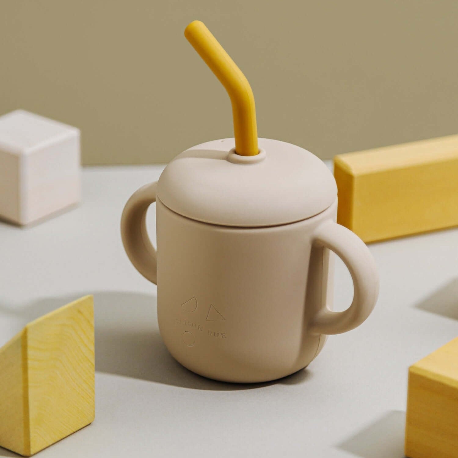 Leo Sippy Cup (6 Oz)