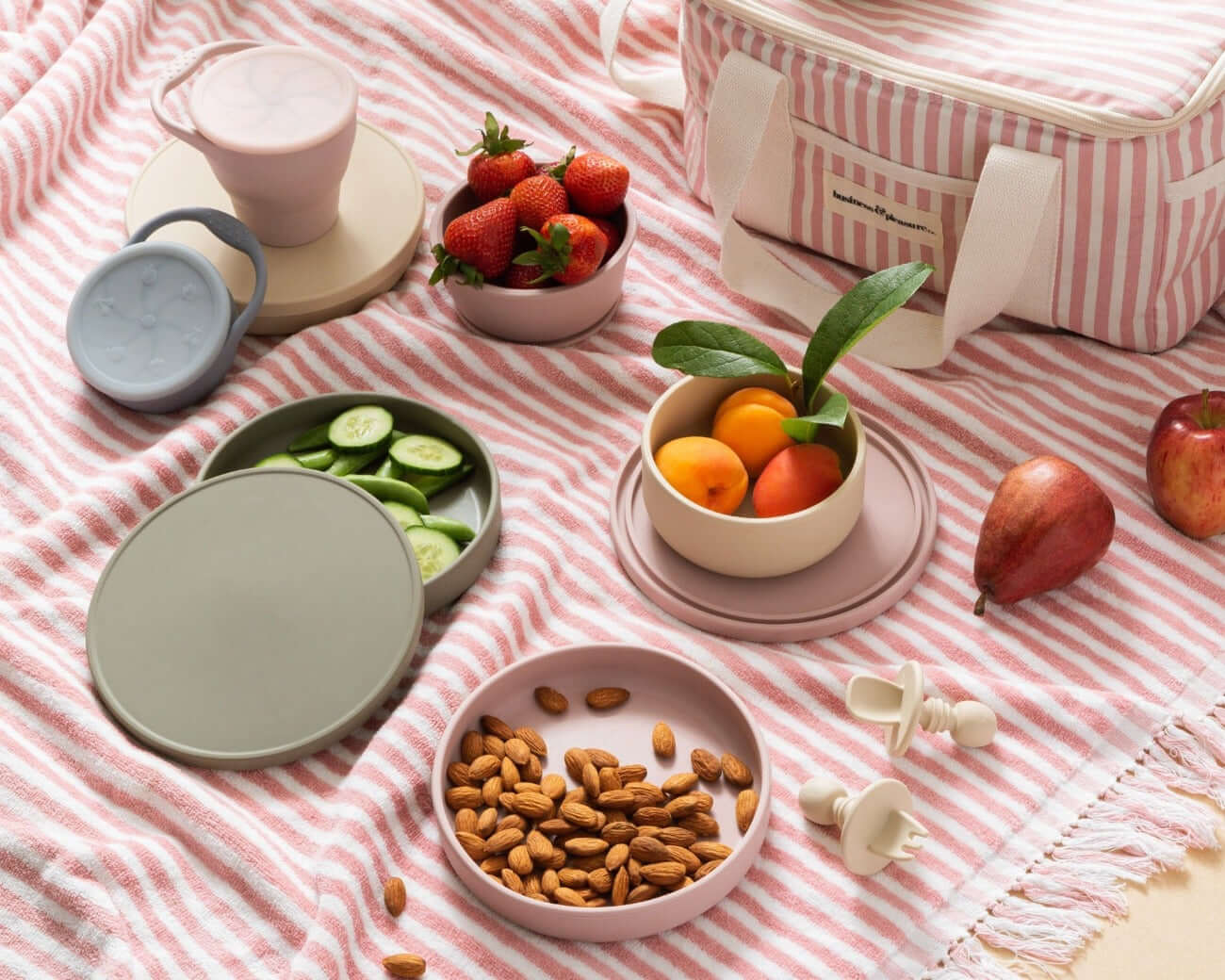 Maison Rue Picnic Set-Up With The Cleo Plate, Stevie Bowl, Cam Snack Cup & Harley Utensils